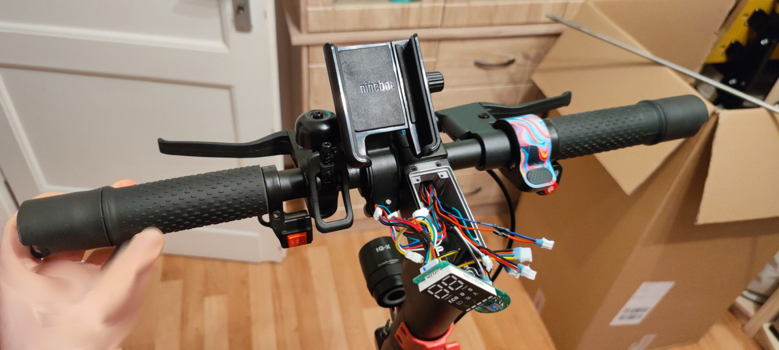 Turnlights and switches on handlebar
